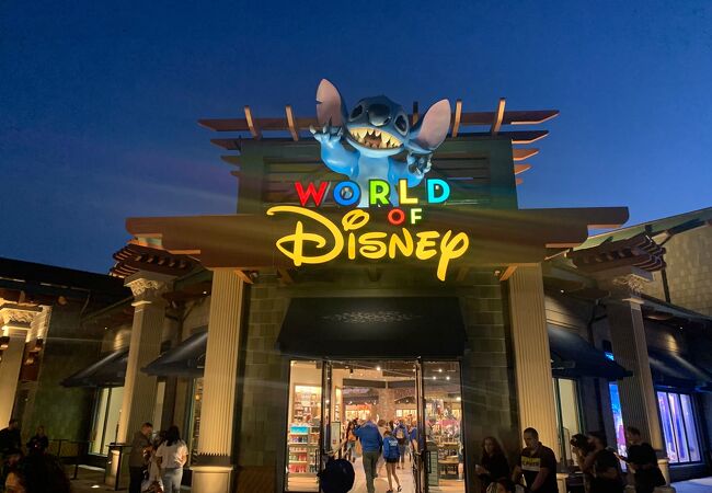 ワールド オブ ディズニー クチコミ アクセス 営業時間 オーランド フォートラベル