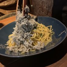 シラス　乗せ放題