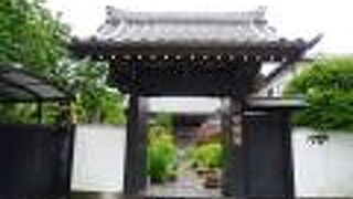 なにげに詫びた山寺の雰囲気も