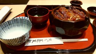 ひつまぶしの有名店です。