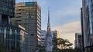 円錐型のモニュメント