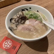 大阪に本店のある豚骨ラーメン屋in福岡空港