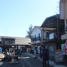 駅前広場にあります。