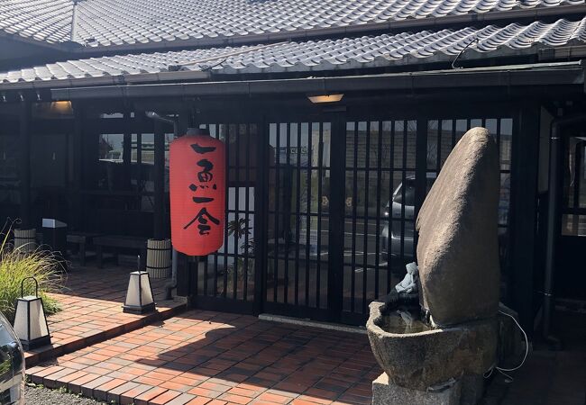 魚のお店なので肉類はちょっと