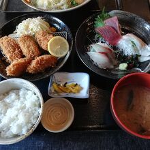 ジャンボカキフライちょい刺定食1958円