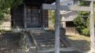 信号が目印です