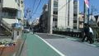 近くの鈴ヶ森刑場とゆかりがあります