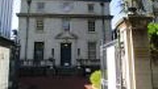 旧館の建物もレトロな雰囲気