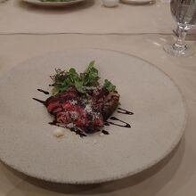 メインのタリアータ。