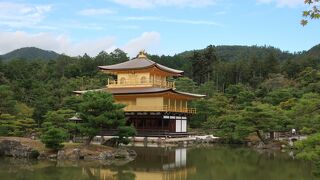 輝いている金閣寺！