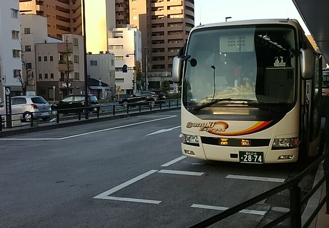 大阪・神戸のほか東京への便もある