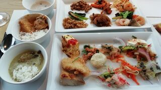 お手頃本格ビュッフェ