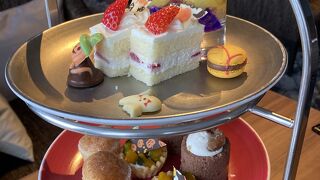 オーロラ ラウンジ