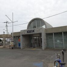 西戸崎駅