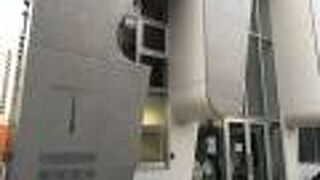 現代的な建築の教会