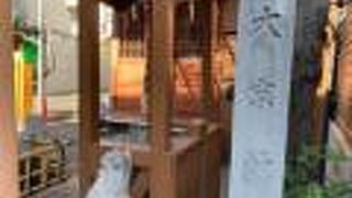 住宅地の小さな神社