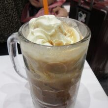 ルートビアフロート