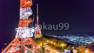 山頂の展望台から見た長崎の夜景はかなり素晴らしいものでした。