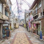 お土産物屋というよりは地域に密着した長崎のローカル色の濃い雰囲気です。
