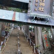大山阿夫利神社下社から山頂へは本格的登山道