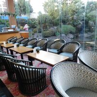 広々としたロビー