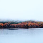 安曇野からドライブ　紅葉真っ盛りの青木湖を1周してみた