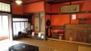 中には当時の生活品がたくさん、見ていて飽きません