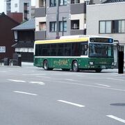 金沢の主要スポットをまわるバス