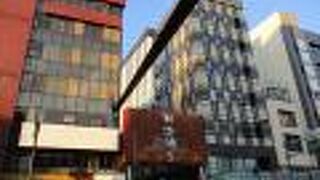 駅に近くてとても便利な商店街