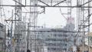 少しだけクロスシートもあります。