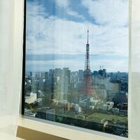 東京タワーの目の前です。