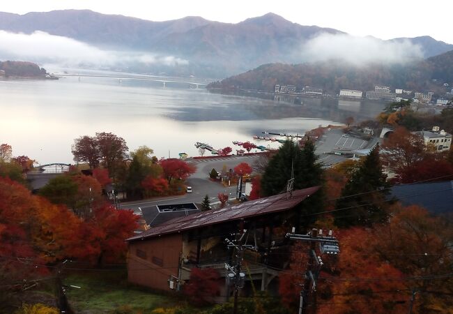 カチカチ山の舞台からの眺め