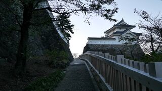 かつては内城が葡萄の試験場や葡萄酒醸造所としても活用されていた