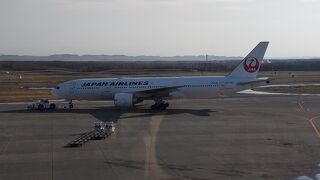 飛行機の離発着がよく見える