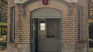 小さいけどオシャレな交番