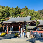 紅葉が美しい神社