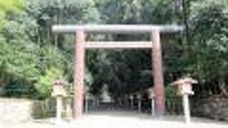 日本の初代天皇の神武天皇が祀られている由緒ある神宮