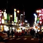 地元色豊かな夜市