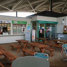 テナントも多い