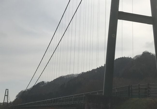 もみじ 谷 大 吊橋