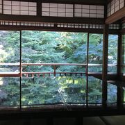 最近紅葉で脚光を浴びるお寺