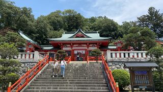 縁結びの神社として人気