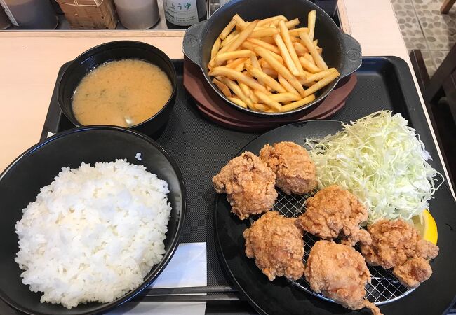 唐揚げ定食