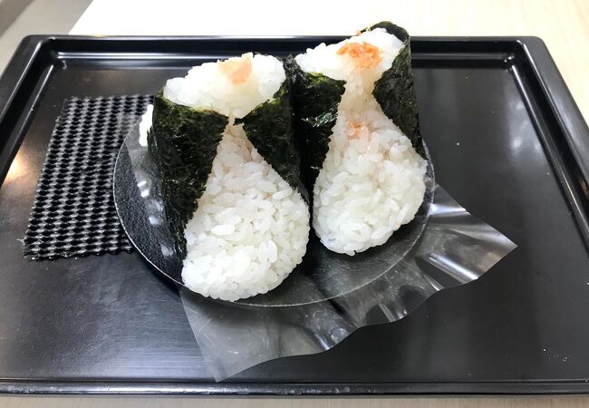 おにぎり専門店です