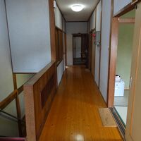 昭和チックな島のお宿です。