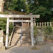 鳥羽城跡付近に立地する神社