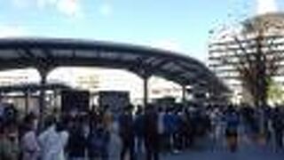 路線に詳しく無くても、「京都市バスおもてなしコンシェルジュ」が親切に相談に乗ってくれます。