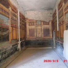 かなりきれいに残っています