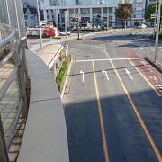 愛知県内唯一の路面電車が走る通り