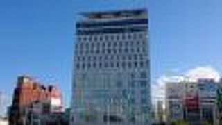 平成中期に誕生した、豊橋駅前の複合施設